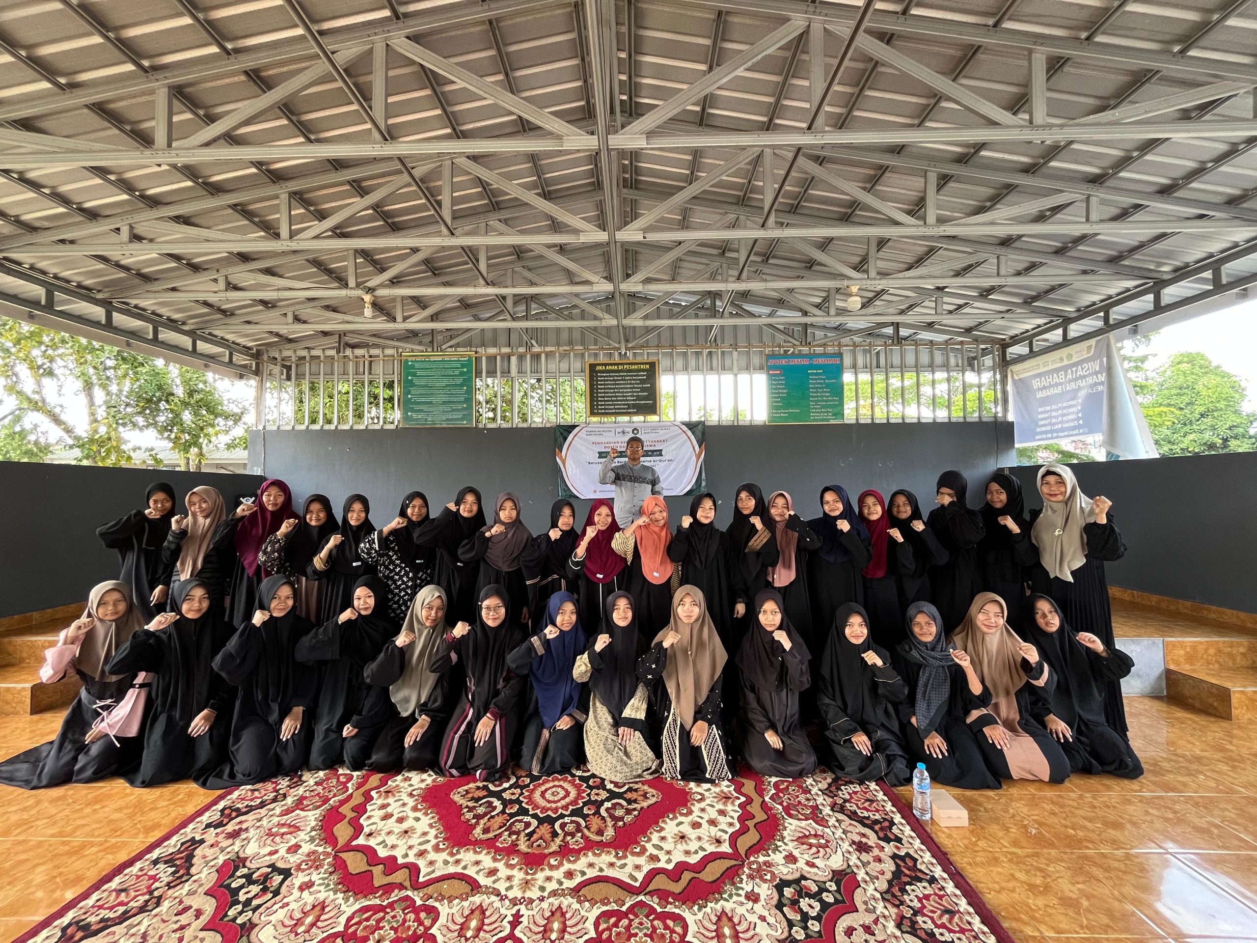 Semangat Hidup Bersama Al-Qur’an: PKM STIT Darul Hijrah di Pesantren NU Puteri