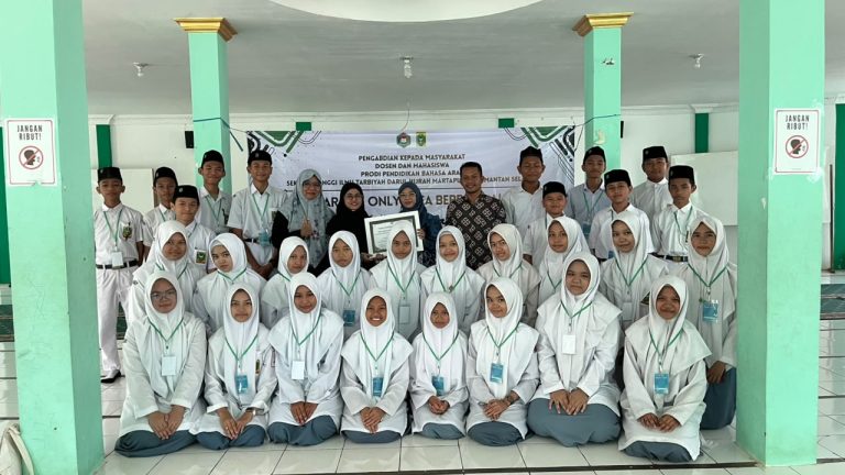 Dari Layar AI ke Lisan Arab: Hidupkan Keberanian Berbahasa di MTs Hidayatullah